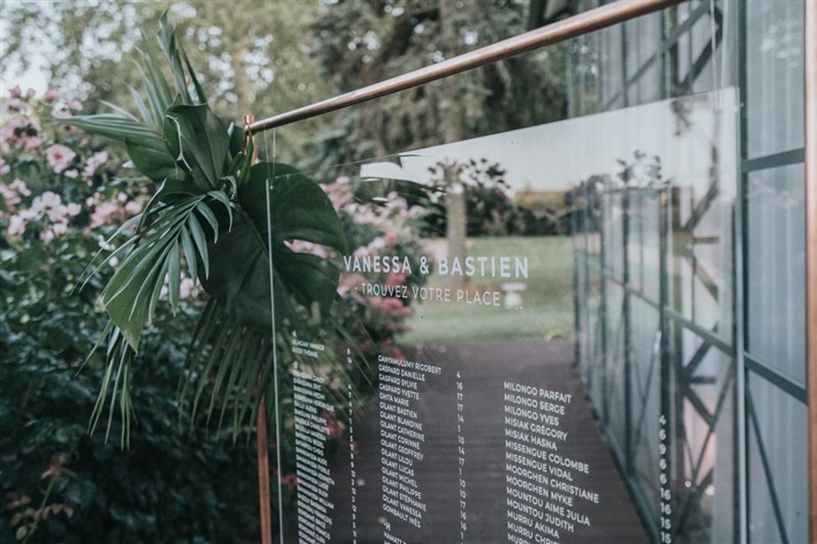 Plan de table plexiglass